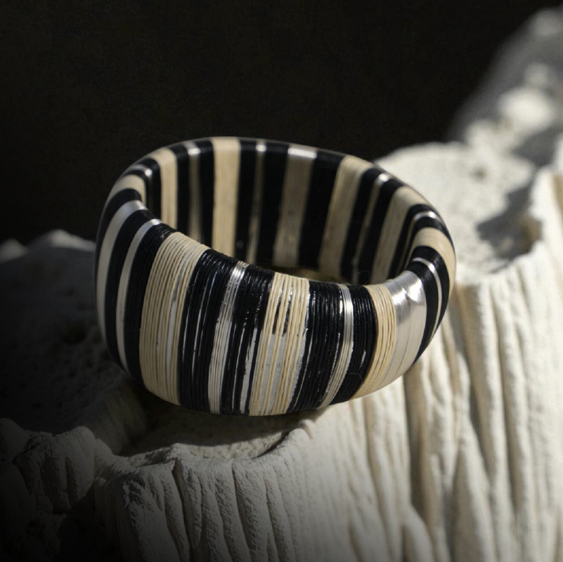 Lineas_Heredadas_Negro_Pulsera_1-01.png